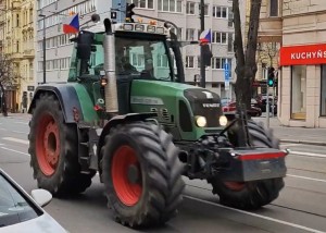 traktory_za_zemedelce-cr.jpg